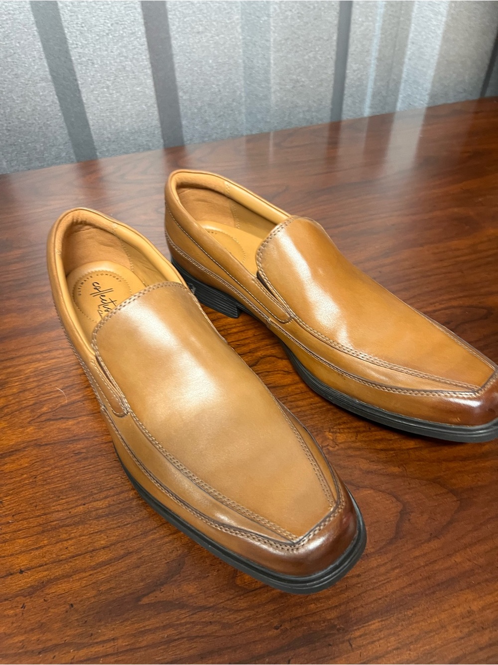 Clarks Men's Slip-On Loafers in Honey Brown